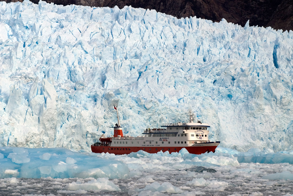 Crucero a Laguna San Rafael Ruta Chonos: Skorpios II