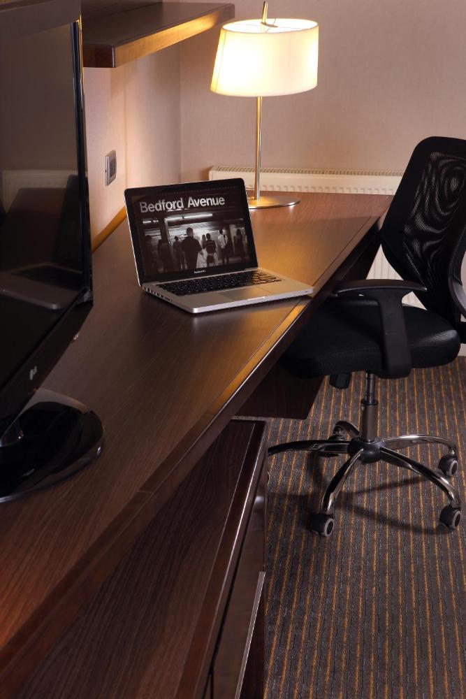 Hotel holiday inn express informaci n tarifas y reservas