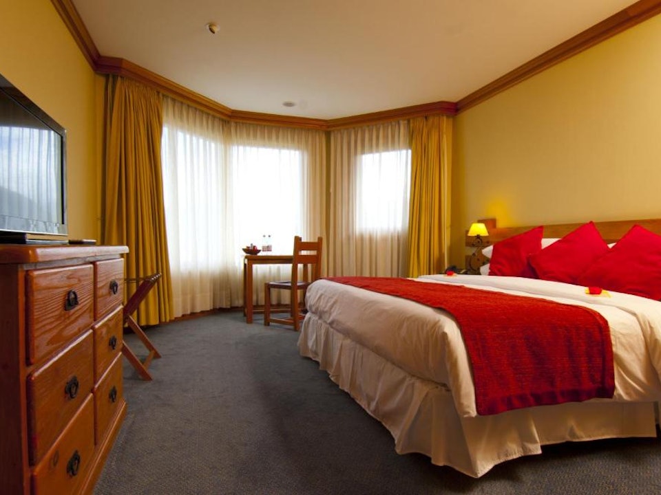 Single or Double Room with 4 days Program