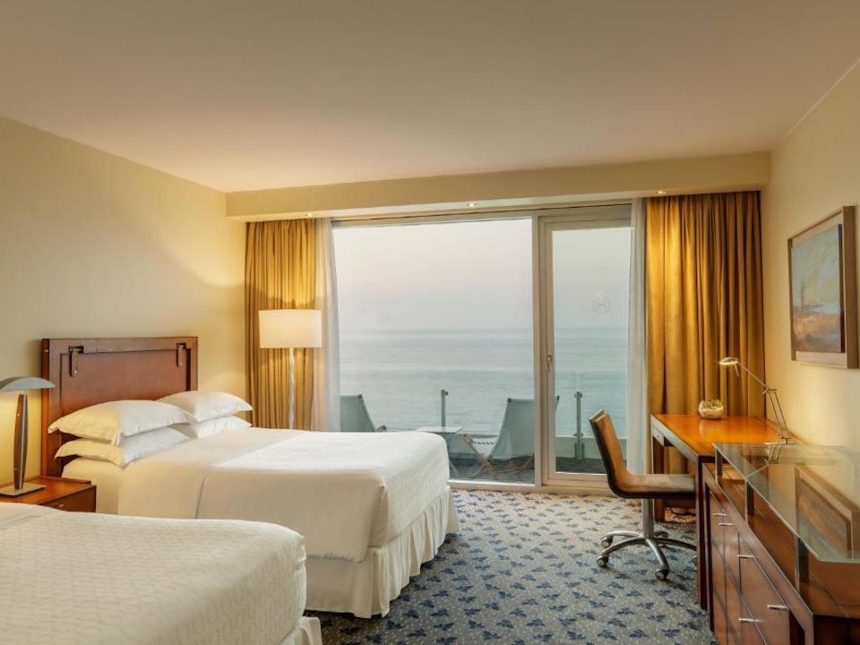 Classic, Guest room, 2 Queen or Double, Ocean view, Balcony