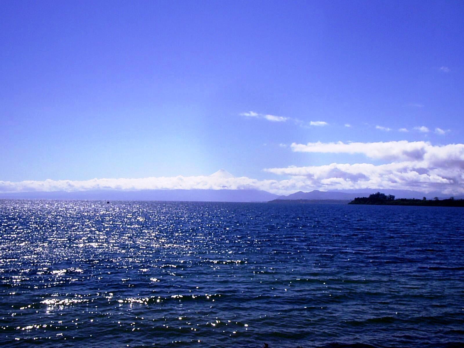 Puerto Varas to Bariloche Tour