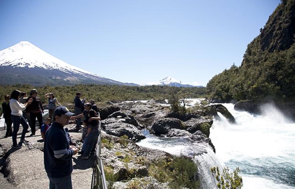 Excursión Saltos del Petrohué y Volcán Osorno
