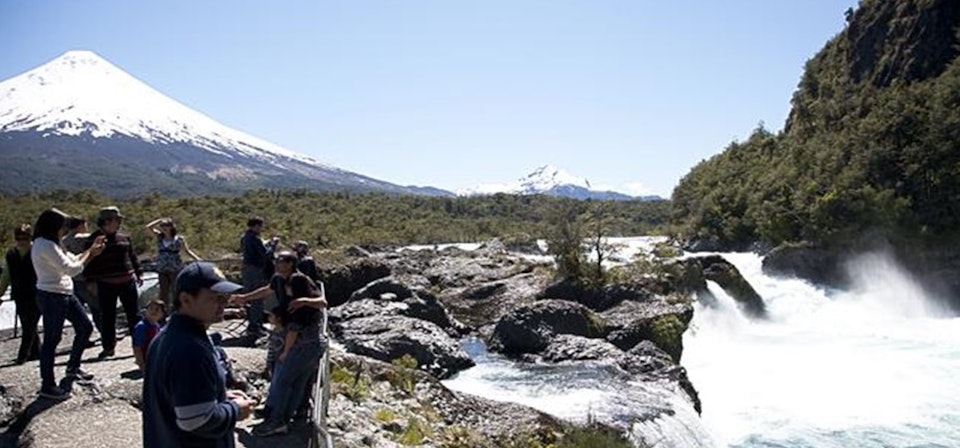 Excursión Saltos del Petrohué y Volcán Osorno