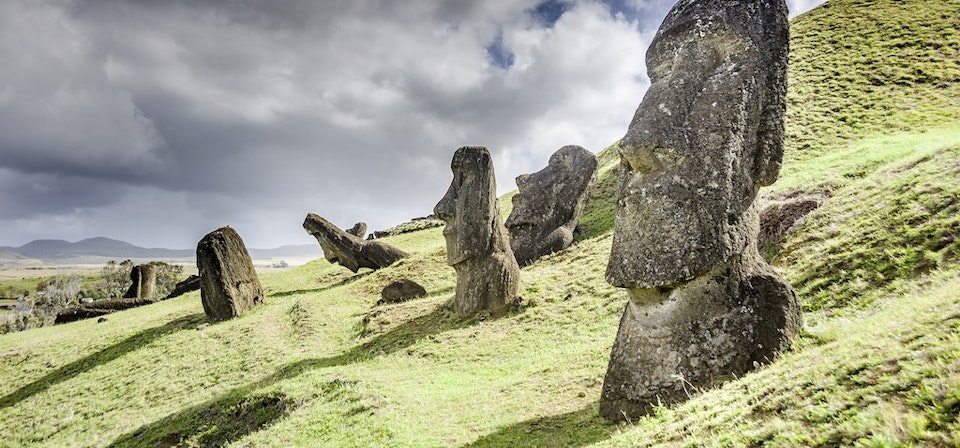 Descubre el Misterio del Moai con Amanecer en Isla de Pascua